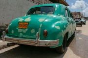 Classic cars - Cuba - C 05 - Atelier peinture - Photo © Charles GUY