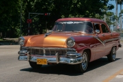 Classic cars - Cuba - C 110 - Ford Fairlane - 1956 - Sortie d'usine - Photo © Charles GUY