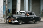 Classic cars - Cuba - C 123 - Chevrolet "Styleline Deluxe" 1951 - Sortie d'usine - Photo © Charles GUY