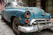 Classic cars - Cuba - C 59 - Oldsmobile au bout du rouleau - Photo © Charles GUY