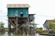 C013-Kampong-Kleang-Cambodge-photo-de-Charles-GUY