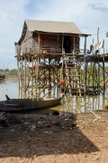 C094-Kampong-Kleang-Cambodge-photo-de-Charles-GUY